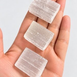 Selenita Branca Bruta Natural | Pedra Cristal Limpeza Energética Purificação Proteção Espiritual