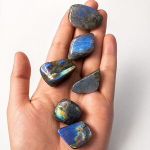 Labradorita Rolada Natural Pedra Cristal Proteção Espiritual Intuição Pedra da Magia Meditação