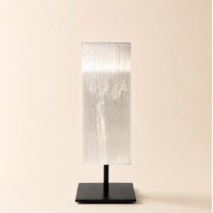 Selenita Bruta Natural com Base de Metal Pedra Cristal Decoração Proteção Limpeza Energética Altar